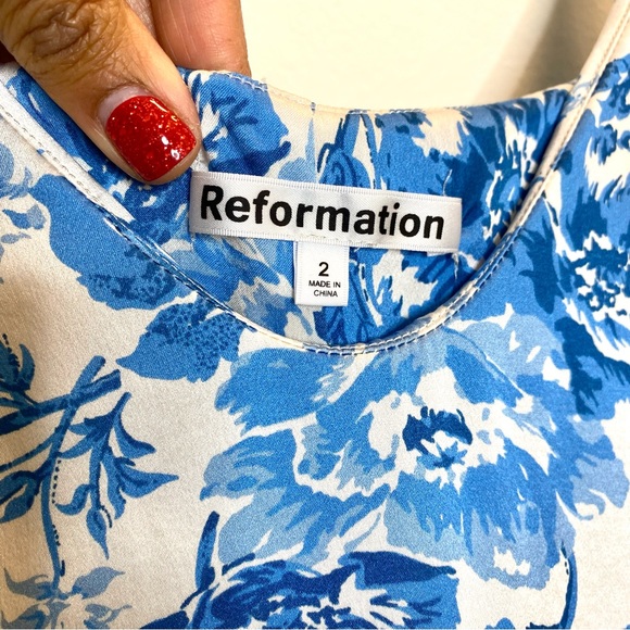 REFORMATION blue & white silk floral dress 💙 - Picture 4 of 13
